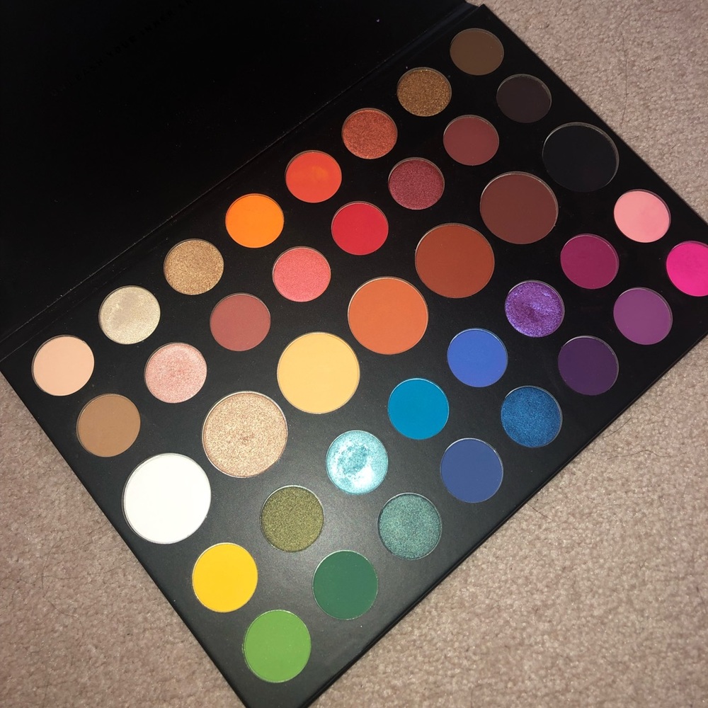 Morphe x James Charles Palette